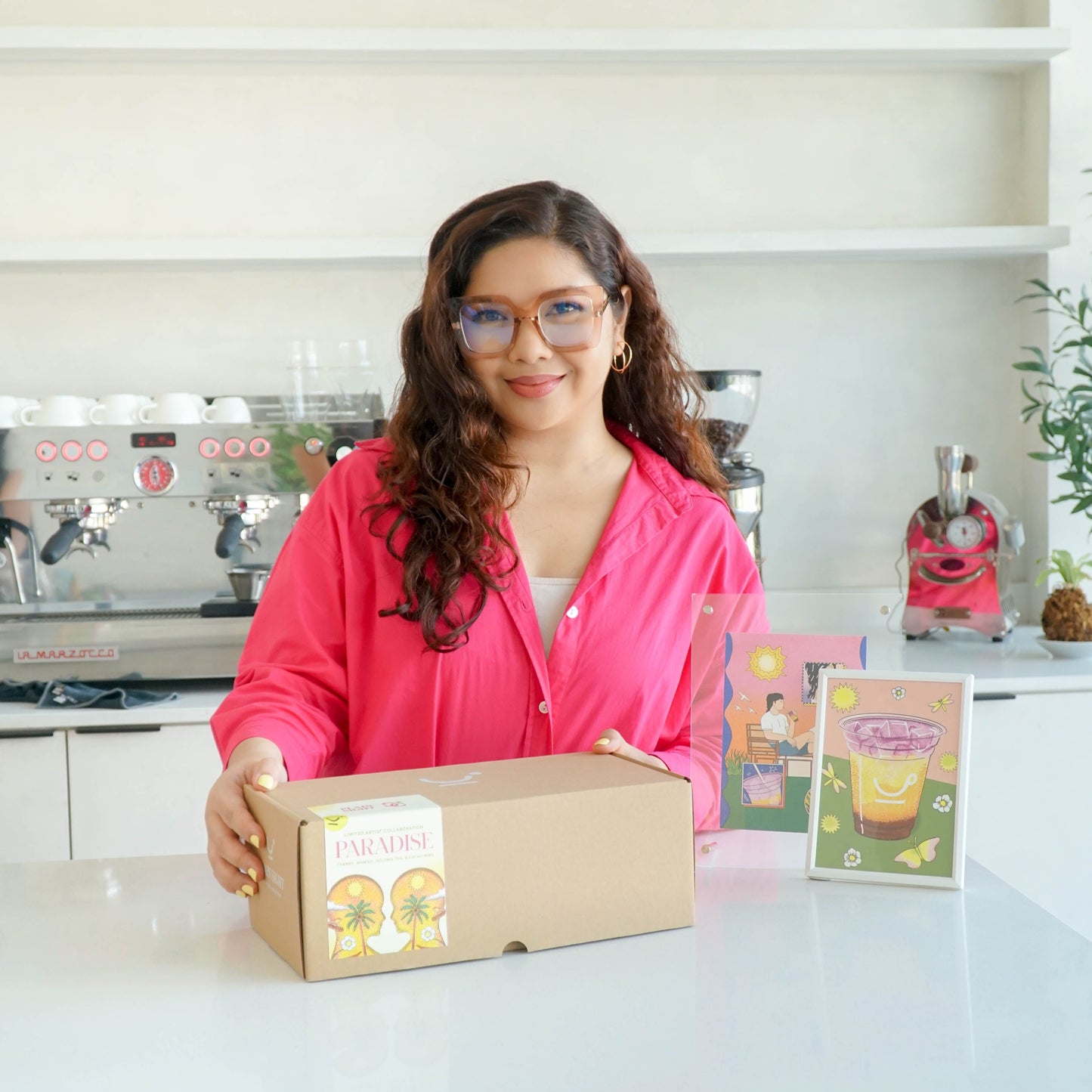 Paradise Coffee & Merch Box